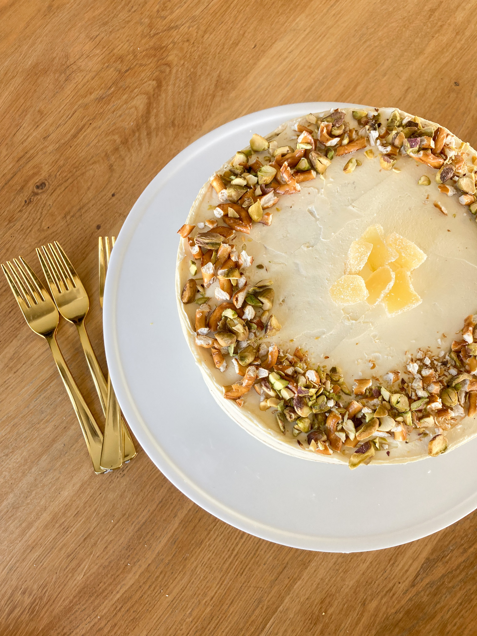 Ginger, pistachio and pretzel spiced cinnamon cake