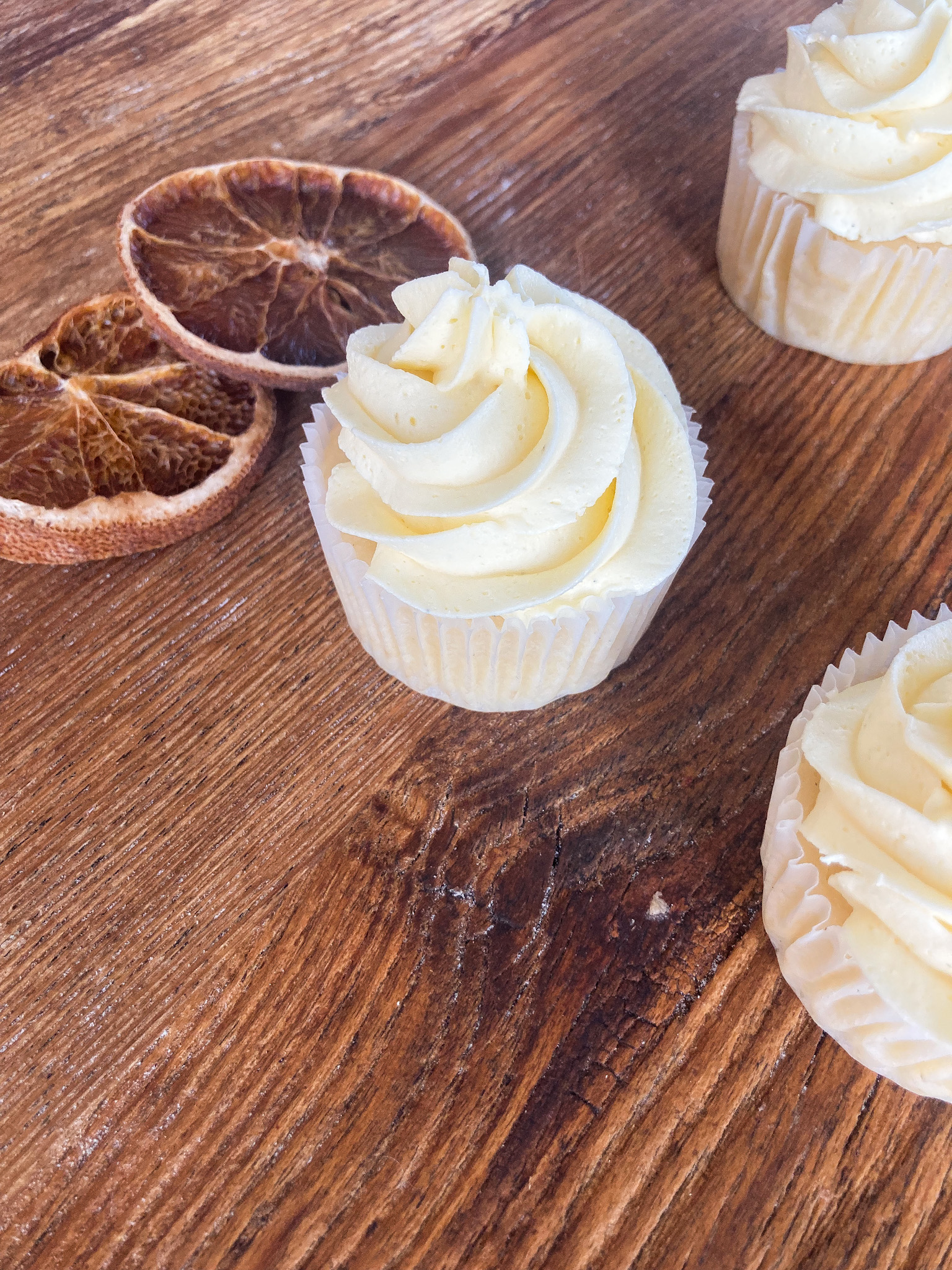 Vanilla Cupcake Cake Kit | crumbs & confetti
