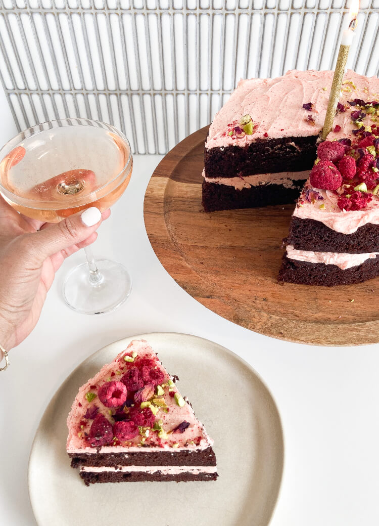 Custom Cake Kits | crumbs & confetti