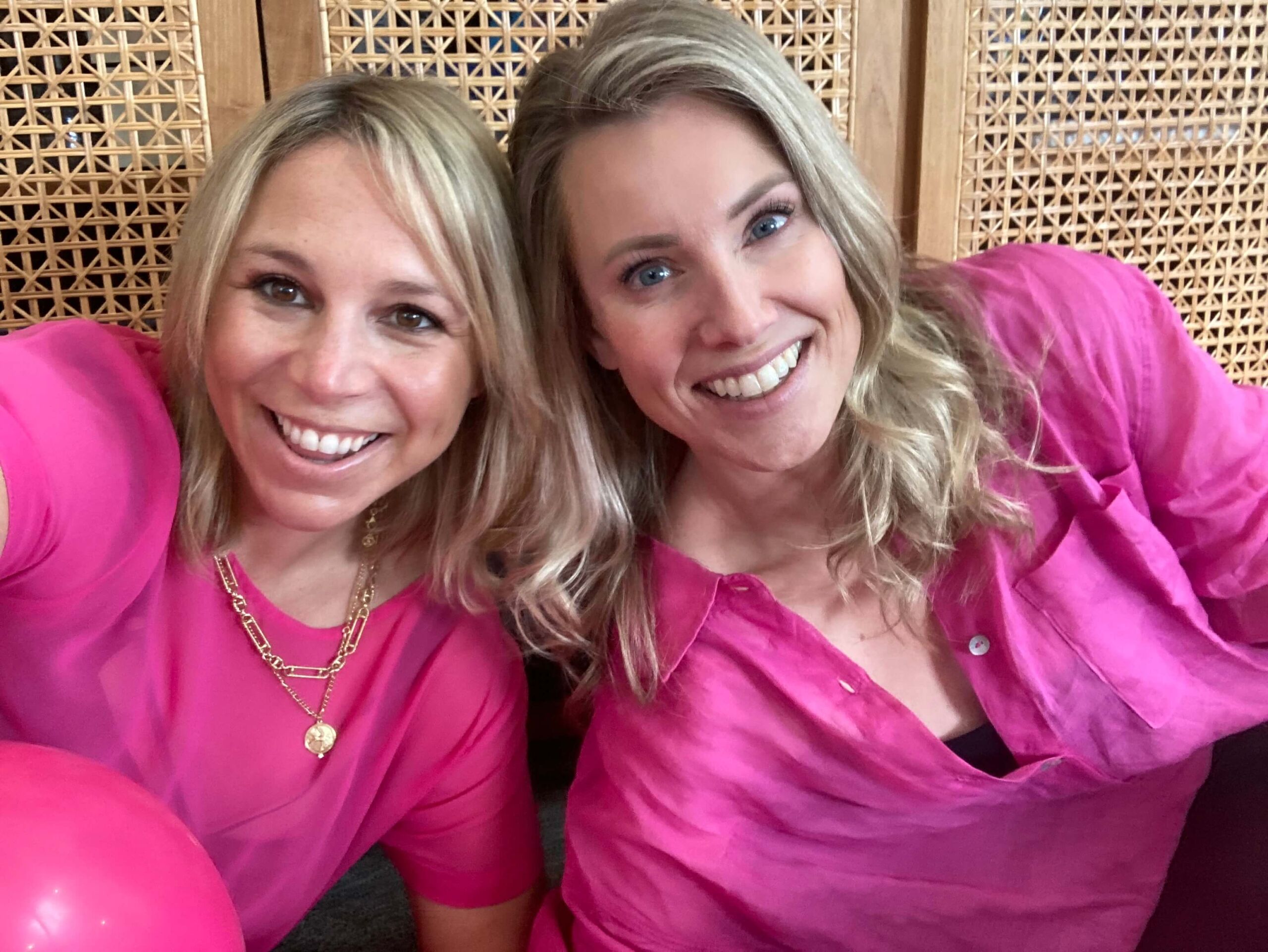 Alisha & Sarah – Our Story Alisha & Sarah | crumbs & confetti